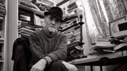 Rza Bərahəni türkcə düşünüb farsca yazan ədəbiyyatçılar məktəbindən idi