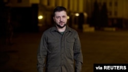 볼로디미르 젤렌스키 우크라이나 대통령이 30일 수도 크이우(러시아명 키예프)에서 연설하고 있다.