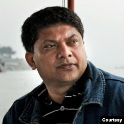 ডাঃ রোবেদ আমিন