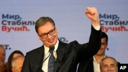 სერბეთის პრეზიდენტი და არჩევნებზე საპრეზიდენტო კანდიდატი ალექსანდარ ვუჩიჩი. ბელგრადი, 3 აპრილი, 2022 წ.