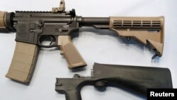 반자동 소총에 연사능력을 높이기 위해 부착되는 범프 스톡. (자료사진)