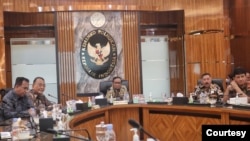 Menko Polhukam Mahfud MD bertemu dengan Tim PPHAM di Jakarta, Senin, 19 Desember 2022. (Foto: Kemenko Polhukam)