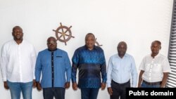 Mjumbe wa amani wa jumuiya ya Afrika mashariki kuhusu amani katika Jamhuri ya kidemokrasia ya Congo, rais mstaafu wa Kenya Uhuru Kenyatta baada ya mkutano na viongozi wa ngazi ya juu wa kundi la waasi la M23