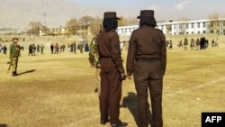 عکس آرشیف؛ جریان تطبیق حدود شرعی در استدیوم ورزشی شهر چاریکار، مرکز ولایت پروان