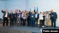 Bəxtiyar Hacıyev Şərq Tərəfdaşlığı Vətəndaş Cəmiyyəti Formunun Praqadakı İllik Assambleyasında (Mənbə Samir Əliyevin facebook profili)