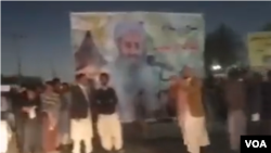 تجمع شبانه در شهر زاهدان در حمایت از مولوی عبدالحمید - بامداد جمعه ۱۱ آذر ۱۴۰۱