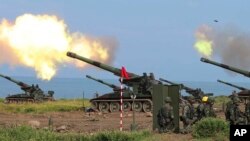 تایوان پدې تیرو څو کالونو کې د متحده ایالاتو څخه د نظامي وسایلو اخیستل ډیر کړي. 