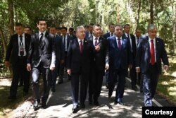 Markaziy Osiyo liderlari - dunyoda korrupsiya eng chuqur ildiz otgan davlatlardan beshtasining rahbarlari