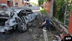 지난 8월 우크라이나 하르키우에서 러시아의 집속탄두 장착 로켓 공격을 받은 것으로 보이는 피해 지역.