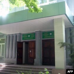 Qirg'iz-Amerika aloqalari xususida Bishkekdagi tahlilchilar bilan suhbat