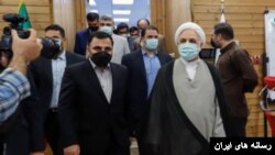 بازدید محسنی‌اژه‌ای از وزارت ارتباطات 