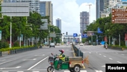 봉쇄 조처가 내려진 중국 하이난성 싼야 시내.