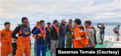Tim Sar Gabungan yang terdiri dari Basarnas, TNI/Polri dan Potensi SAR lainya kembali melanjutkan Operasi SAR hari ke 2 pencarian terhadap 13 korban penumpang Kapal Motor Km. Cahaya Arafah. (Foto: Courtesy/Basarnas Ternate)