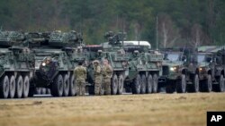 미 육군의 스트라이커 장갑차 부대. (자료사진)