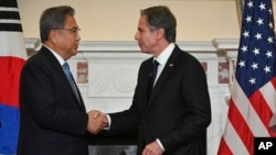 토니 블링컨 미국 국무장관(오른쪽)과 박진 한국 외교장관이 지난 6월 워싱턴에서 회담했다.