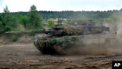 독일군 레오파드 탱크.