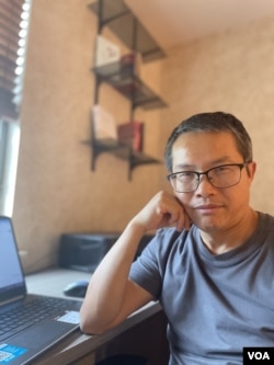 前中共中央党校旗下媒体《学习时报》副编审、美国之音特约评论员邓聿文