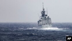 캐나다 해군의 밴쿠버 구축함.