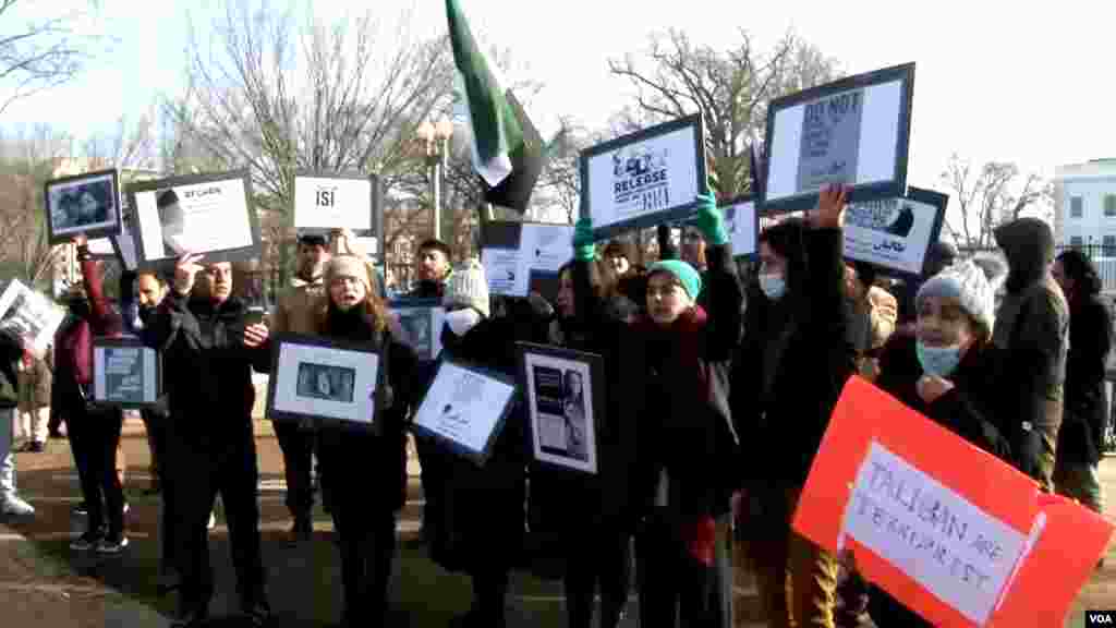 تظاهرات در شهر واشنگتن برای حمایت از زنان افغانستان و اعتراض به طالبان (یکشنبه ۱۰ بهمن)