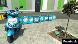 "Volt Azərbaycan" şirkətinin kuryerləri tətil edir (Foto facebook-dan götürülüb)