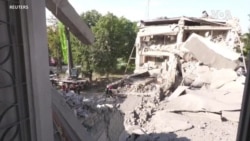 Ukraynalı uşaqlar müharibə dövründə məktəblərə qayıdırlar