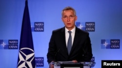 Sekjen NATO Jens Stoltenberg berbicara di Brussel, Belgia (foto: dok). 