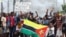 Maandamano yaliyoitishwa na mgombea urais Venancio Mondlane nchi nzima kupinga matokeo ya awali ya uchaguzi wa Oktoba 9, huko Maputo, Msumbiji Oktoba 21, 2024. REUTERS/Siphiwe Sibeko