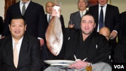 ტოჩი ზღვის წითელი კარჩხანით - "გამარჯვებულის თევზით"