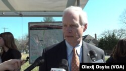 론 존슨 상원 국토안보위원장.