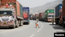 د طالبانو د حکومت د صنعت او سوداګرۍ وزارت ویلي چې په ۲۰۲۴ کال کې د افغانستان د صادراتو کچه ۱۸۰۳ میلیونوډالرو او د وارداتو کچه لس میلیارده او شاوخوا ۶۱۹ میلیونه ډالره وه.