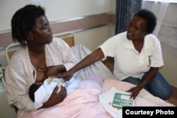 Paul (right) says the policy of exclusive breastfeeding faces severe challenges in South Africa (Photo:D.Taylor)