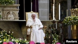 Pope Francis meets with bishops at the Metropolitan Cathedral at Zocalo Square in Mexico City, Feb. 13, 2016.