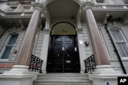 The main entrance to a building where offices of Orbis Business Intelligence Ltd. are located is seen in central London, Jan. 12, 2017.
