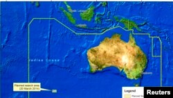 កង​យន្តហោះ​និង​នាវា​មក​ពី​ប្រទេស​មួយ​ចំនួន​កំពុង​ស្វែង​រក​ក្នុង​តំបន់​ទឹក​សមុទ្រ​ ដាច់​ស្រយា​ល​ចម្ងាយ​ប្រមាណ​២.៥០០​គីឡូម៉ែត្រ​ទិស​និរតី​នៃ​ប្រទេស​អូស្ត្រាលី។​