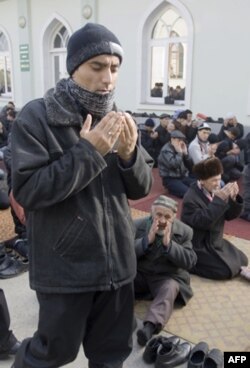 Surat Ikromov: Fuqaro dardini kimga aytsin? Yashirin sudlovlar, sistematik huquqbuzarliklar