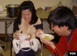 Herliana asal Balikpapan pertama kali mencicipi kalkun yang menurutnya sama rasanya dengan ayam.