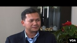 In an exclusive interview with VOA Khmer, Gen. Manet, a senior military commander who heads the country's elite counter-terrorism unit, explained the reason for his withdrawal from the parade.