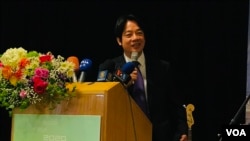 前台湾行政院院长赖清德2019年10月19日参加华盛顿“蔡英文总统连任华府后援会”造势活动（美国之音锺辰芳拍摄）