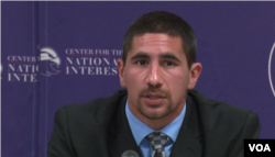 外交政策理事会亚洲安全研究部主任史密斯2016年9月28日称美军未充分利用国际仲裁庭的裁决 （美国之音黎堡拍摄）