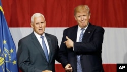 អភិបាល​រដ្ឋ Indiana លោក Mike Pence ចូល​រួម​ជាមួយ​លោក​ Trump ក្នុង​យុទ្ធនាការ​ឃោសនា​បោះ​ឆ្នោត។ លោក​ត្រូវ​បាន​លោក​ Trump ជ្រើស​រើស​ជា​បេក្ខជន​អនុប្រធានាធិបតី​សម្រាប់​គណបក្ស​សាធារណ​រដ្ឋ។