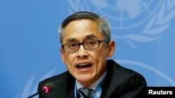 រូបឯកសារ៖ លោក Vitit Muntarbhorn ថ្លែង​ទៅកាន់​អ្នកសារព័ត៌មាន​អំឡុង​ពេល​សន្និសីទ​សារព័ត៌មាន​នៅ​ទីស្នាក់ការ​កណ្តាល​របស់​អង្គការ​សហ​ប្រជាជាតិ​នៅ​ទីក្រុង​ហ្សឺណែវ ប្រទេស​ស្វីស​កាលពី​ថ្ងៃទី២៣ ខែមិថុនា ឆ្នាំ២០១៥។ 