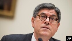 Yuan qiymatini bozorga qo’yib bering, deydi Amerika vaziri Jek Lyu.