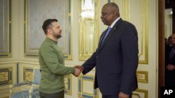 Мислам дека тие се подготвени за борба в зима, им рече Остин на новинарите по неговите состаноци