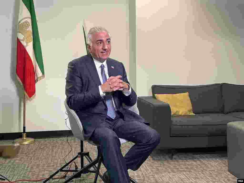 مصاحبه اختصاصی صدای آمریکا با شاهزاده رضا پهلوی (دوشنبه ۴ مهر ۱۴۰۱)&nbsp;