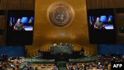 볼로디미르 젤렌스키 우크라이나 대통령이 21일 유엔 총회에서 화상으로 연설했다.