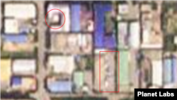 북한 개성공단 일대를 촬영한 19일 자 플래닛 랩스의 위성사진. 한국 기업 ‘에스제이-지에스’의 공장 앞 공터에 하얀색 물체(원 안)가 등장한 가운데 '제씨콤' 건물 앞 공터엔 버스 여러 대(사각형 안)가 정차해 있다. 자료=Planet Labs