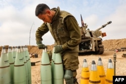 An Israeli artillery unit is pictured near the border with the Gaza Strip on December 5, 2023, amid continuing battles between Israel and the militant group Hamas.