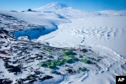 انٹار کٹیکا میں قائم نیوزی لینڈ کا ایک مرکز۔ فائل فوٹو