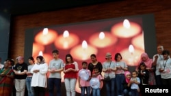 ក្រុម​យុទ្ធជន​តាលីបង់​ជិះ​រថយន្ដ​មួយ​គ្រឿង​នៅ​តាម​ដង​ផ្លូវ​ក្នុង​ខេត្ត Laghman ប្រទេស​អាហ្វហ្កានីស្ថាន ថ្ងៃទី១៥ ខែសីហា ឆ្នាំ២០២១។