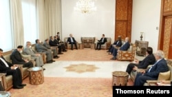 دیدار بشار اسد، رئیس جمهوری سوریه، با حسین امیرعبداللهیان، وزیر امورخارجه جدید جمهوری اسلامی، ۷ شهریور - عکس خبری